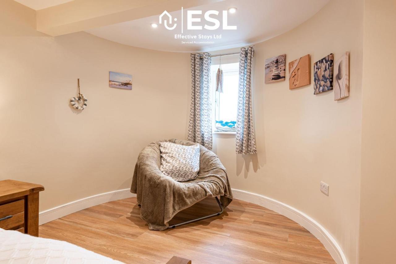 Modern, Sea Themed Ground Floor Flat Near * New Quay (Ceredigion)